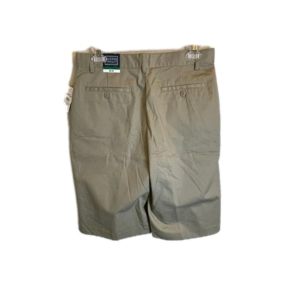 Austin Clothing Co. uniform shorts Size 44W  Young Men /‎ Men khaki flat NWT